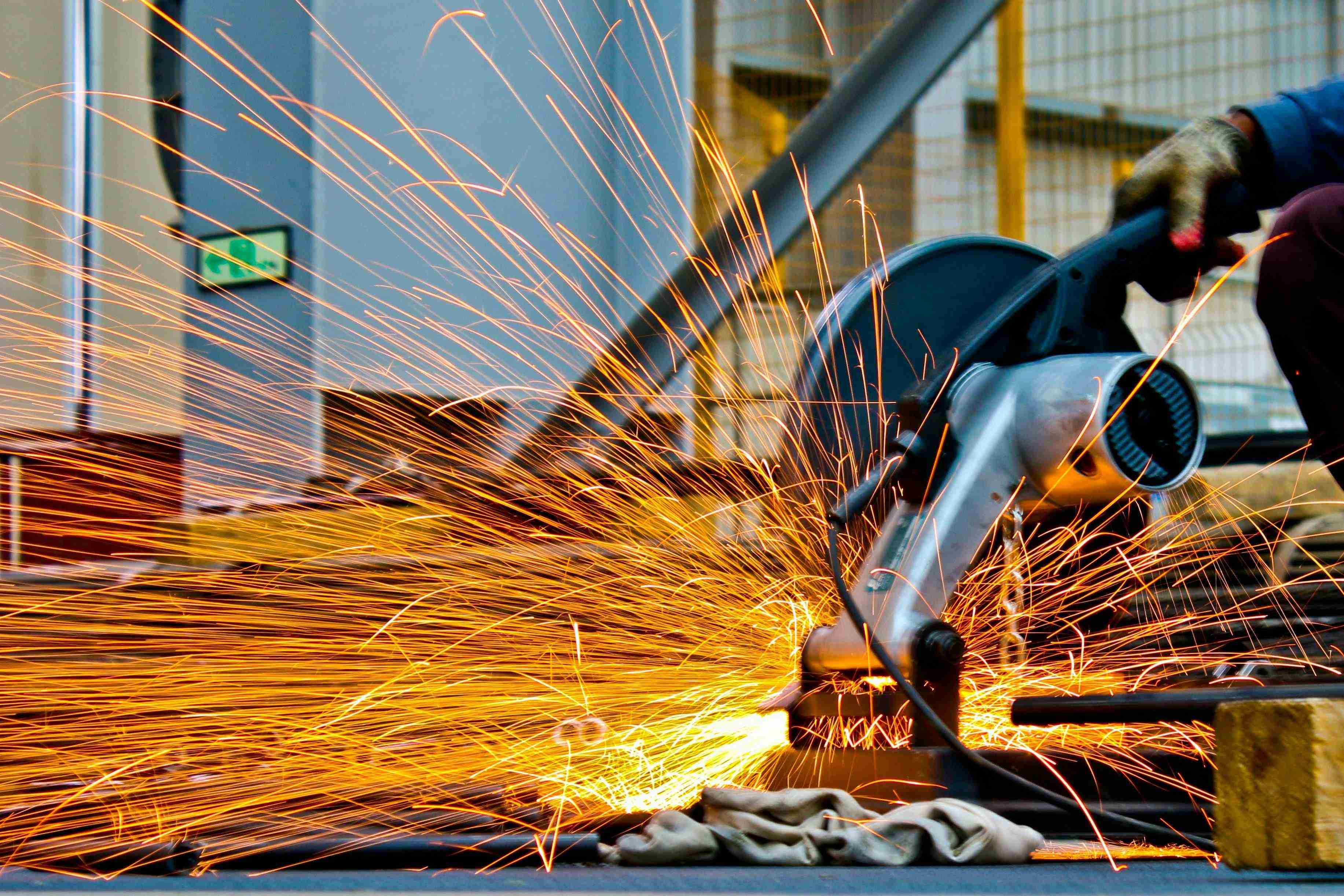 Tips Keamanan untuk Perusahaan Manufaktur
